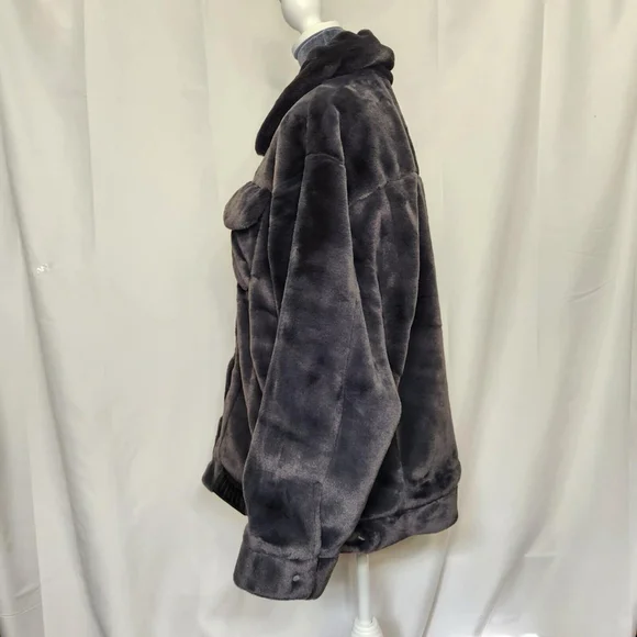 UGG Women's Frankie Trucker Faux Fur Jacket Ink Grey Sz M Warm Soft Cozy - Picture 10 of 16